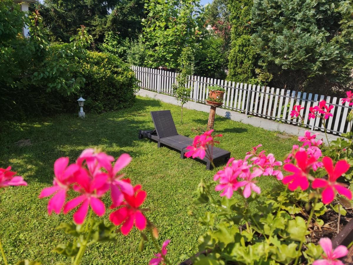 Feszek Apartmanhaz Vonyarcvashegy Exterior photo