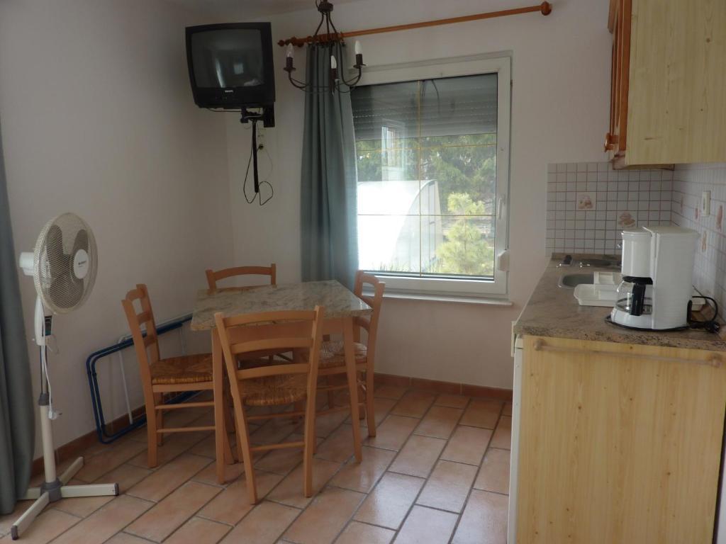 Feszek Apartmanhaz Vonyarcvashegy Exterior photo